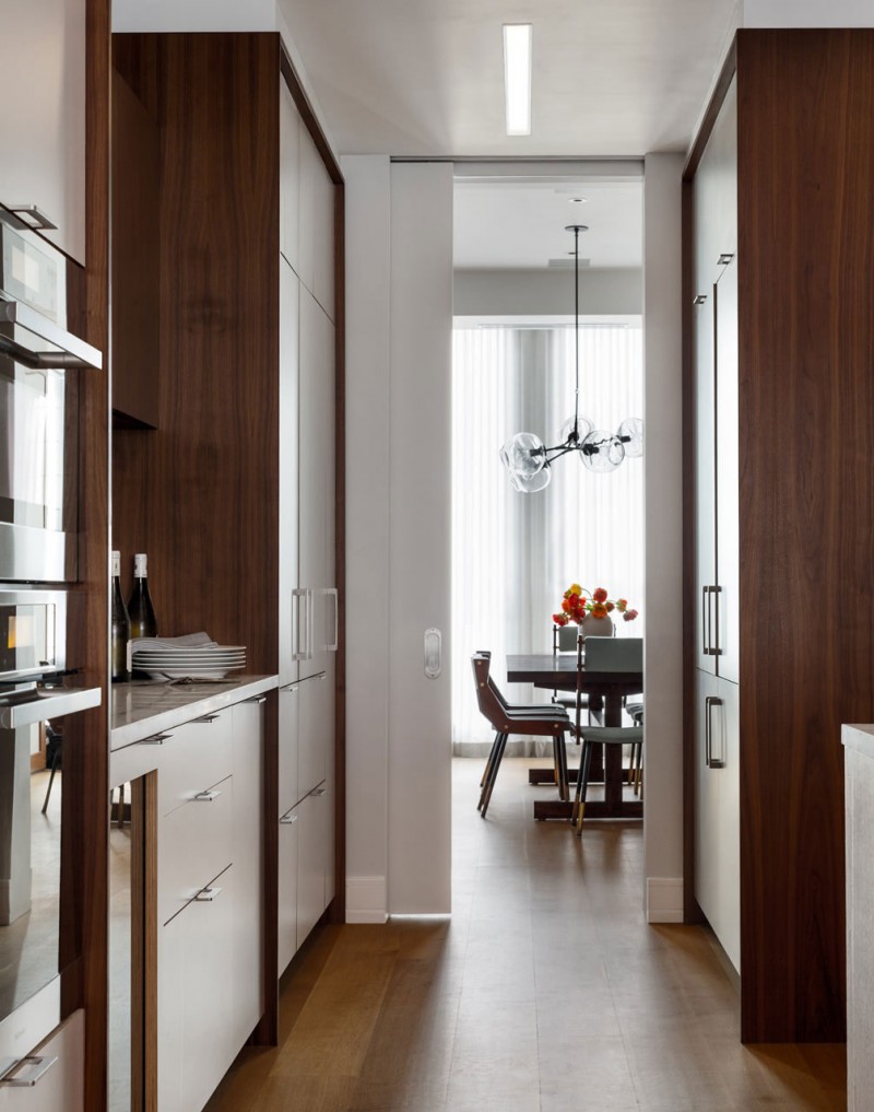 small-kitchen-interior-design-in-new-York-apartment-loft